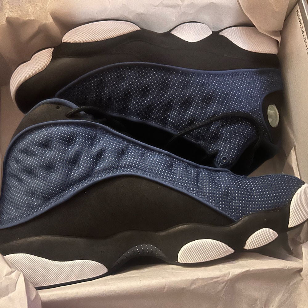 Air Jordan 13 Retro hightop NAVY/UNIVERSITY BLUE-BLACK size 9 US.